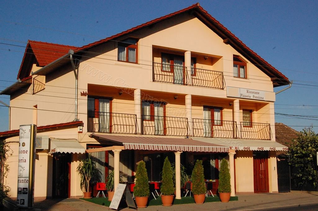 Cazare in Oradea - PENSIUNEA TULIPAN NERO - Sanmartin