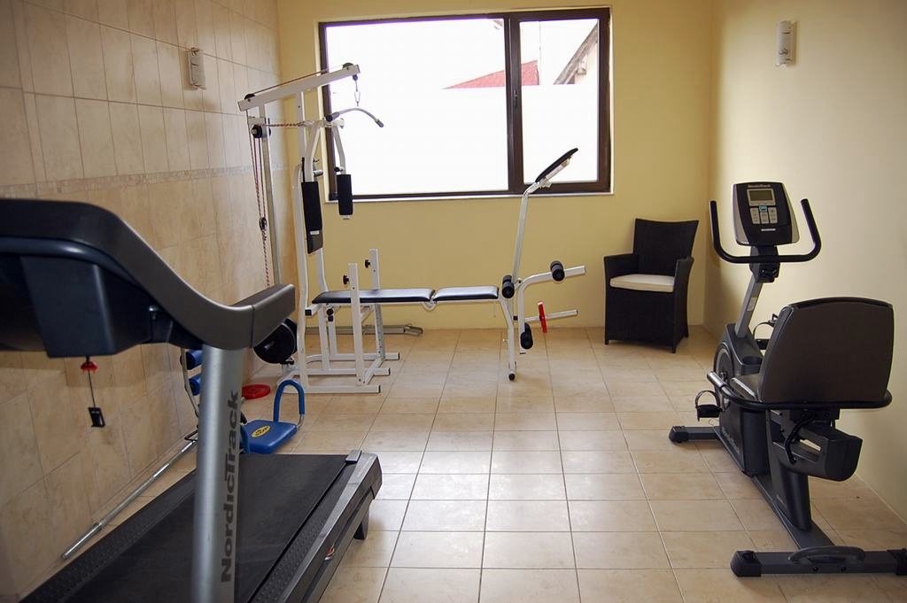 Cazare in Oradea - HOTEL AQUA - Oradea-baile1mai Cazare in Oradea - HOTEL AQUA - Oradea-baile1mai