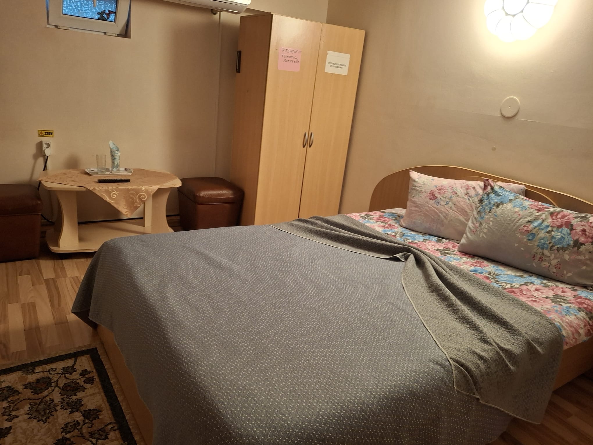 Cazare in Oradea - PENSIUNE  CASA MOV - Oradea