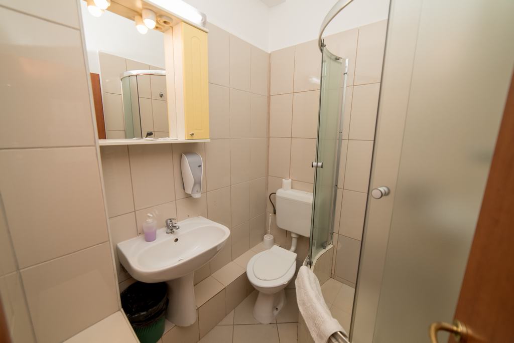 Cazare in Oradea - PENSIUNEA RECIDENCY - Oradea Cazare in Oradea - PENSIUNEA RECIDENCY - Oradea