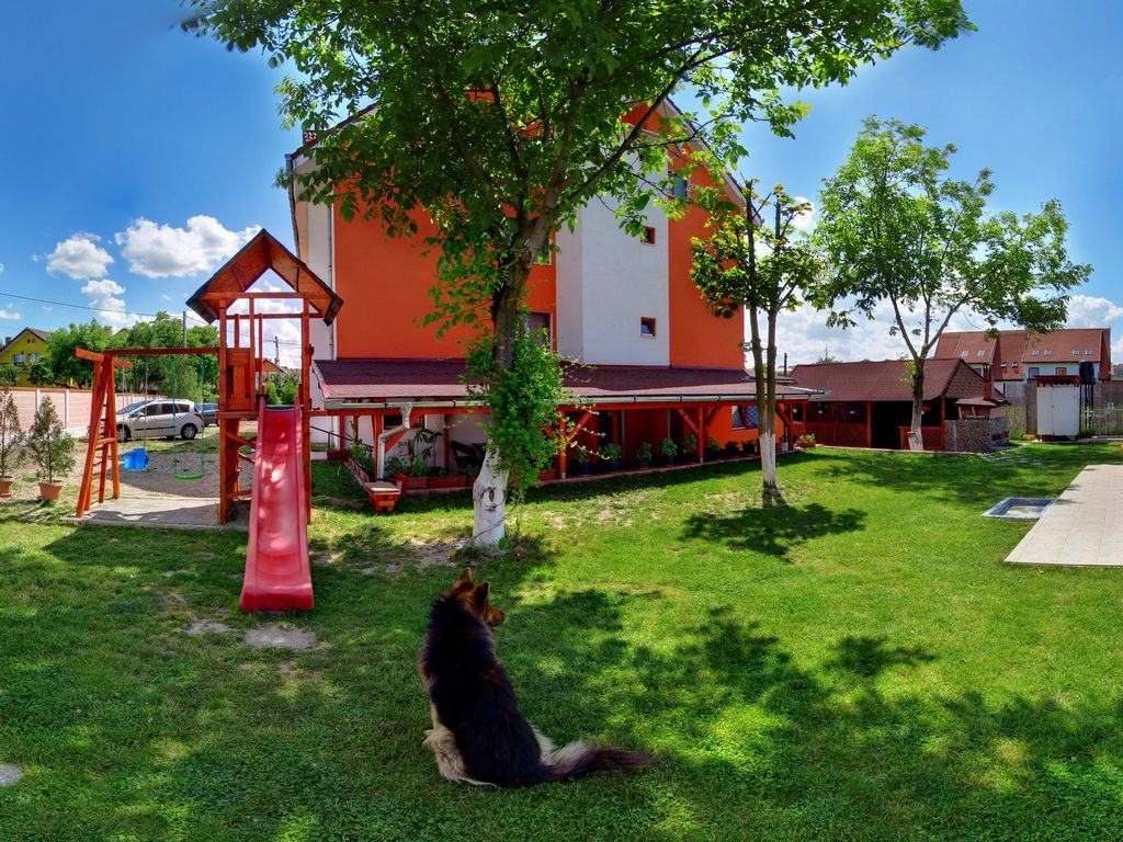 Cazare in Oradea - PENSIUNEA CASA POROJAN - Baile 1 Mai