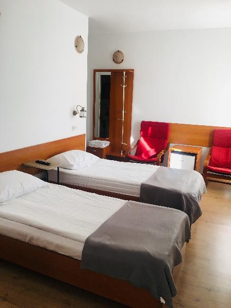 Cazare in Oradea - PENSIUNEA JUNIOR - Oradea