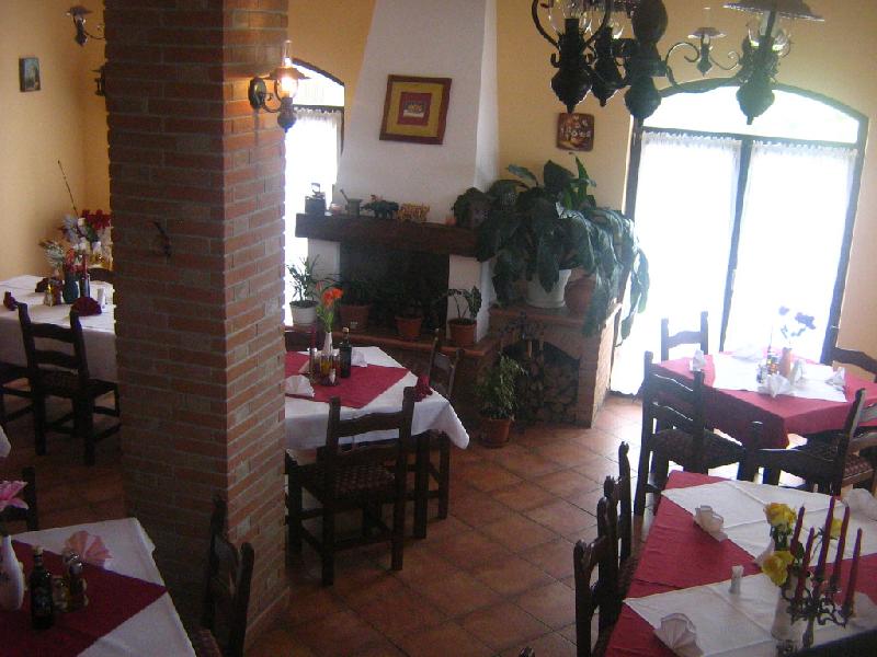 Cazare in Oradea - LA SOSTA-,,MOTEL RESTAURANT PIZZERIE'' - Dn 79 (salonta - 10 Km)