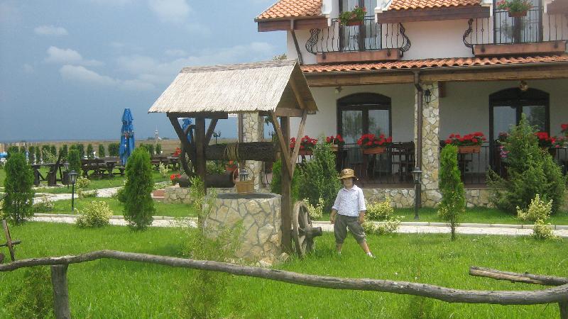 Cazare in Oradea - LA SOSTA-,,MOTEL RESTAURANT PIZZERIE'' - Dn 79 (salonta - 10 Km)